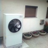 Toplotna črpalka zrak-voda Termotehnika, stranka: Mlakar, Narpl