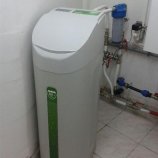 Filtrirno mehčalna naprava z ionsko izmenjavo Puricom, vgrajena v VDC Leskovec&#169; Dular Zoran