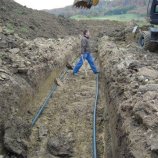 Polaganje dovodnih cevi iz jaška v hišo