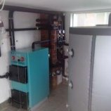 Kotel na polena Centrometal 30 KW in 2 x 800 litrski hranilnik ogrevalne vode, stranka:Hriberšek, Dol.Leskovec